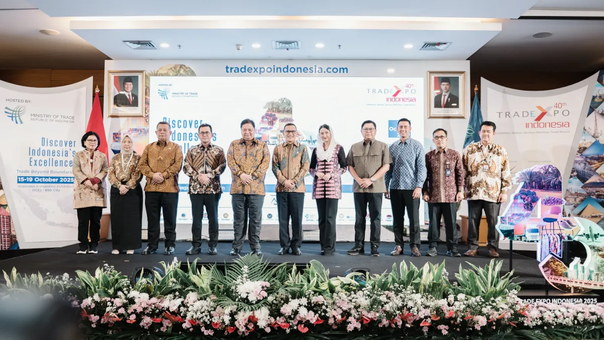 Officials launching Trade Expo Indonesia 2025